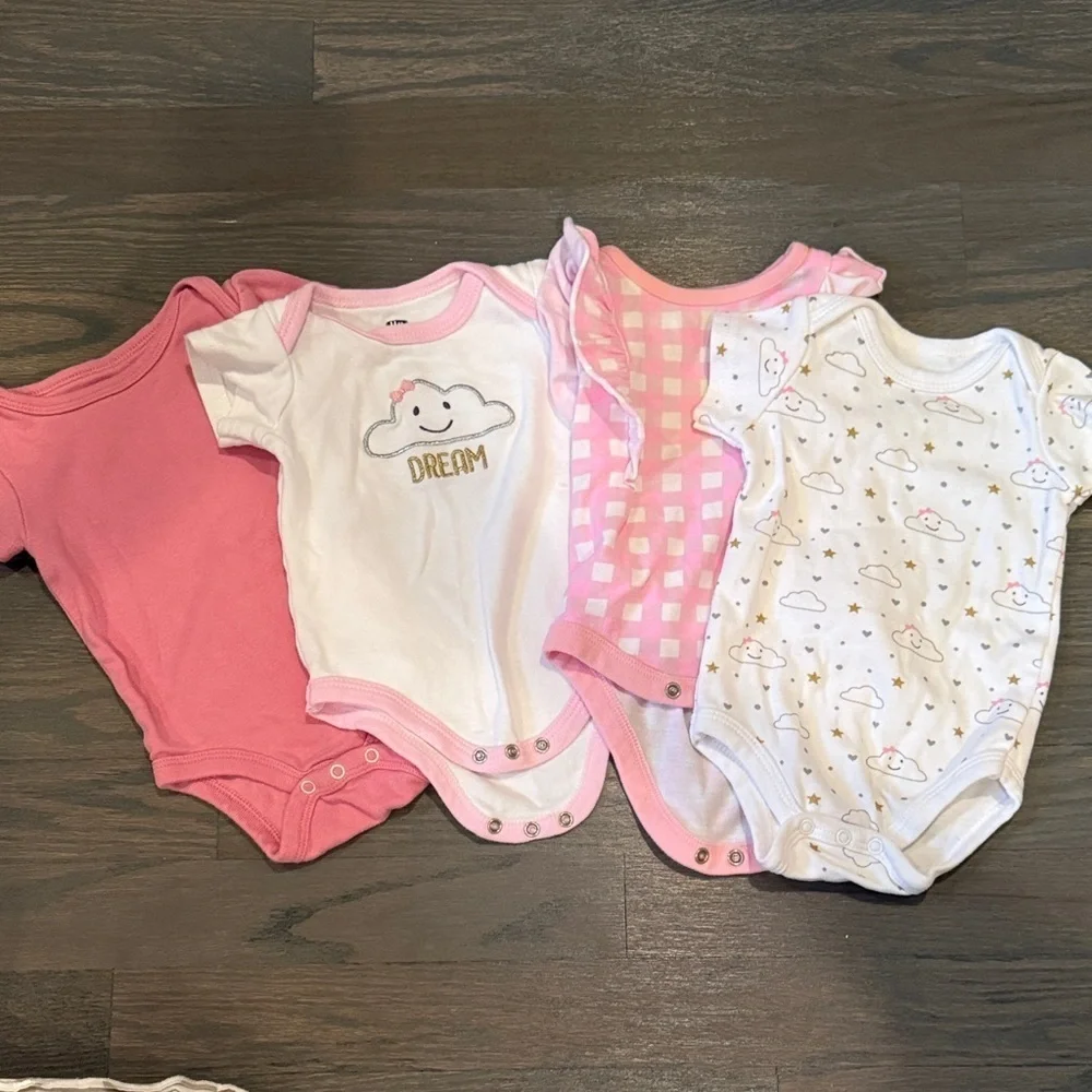 4 pink 0-3M Onesies for Baby Girl